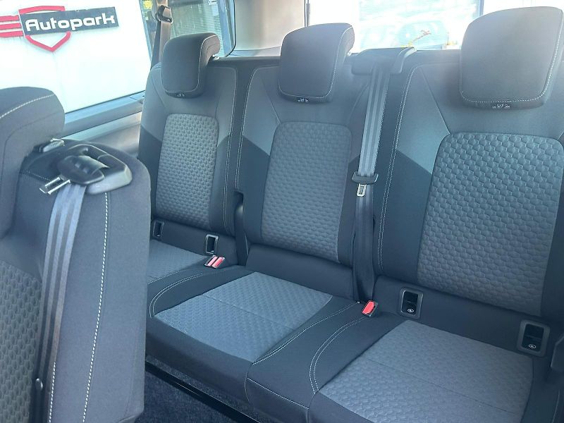 Volkswagen Caravelle (2026) 2.0TDi, 110KW, 8. MÍST - fotka 13 z 40