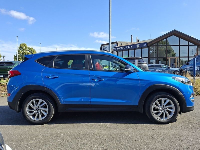 Hyundai Tucson 1,7 D 116k M6 - fotka 4 z 24