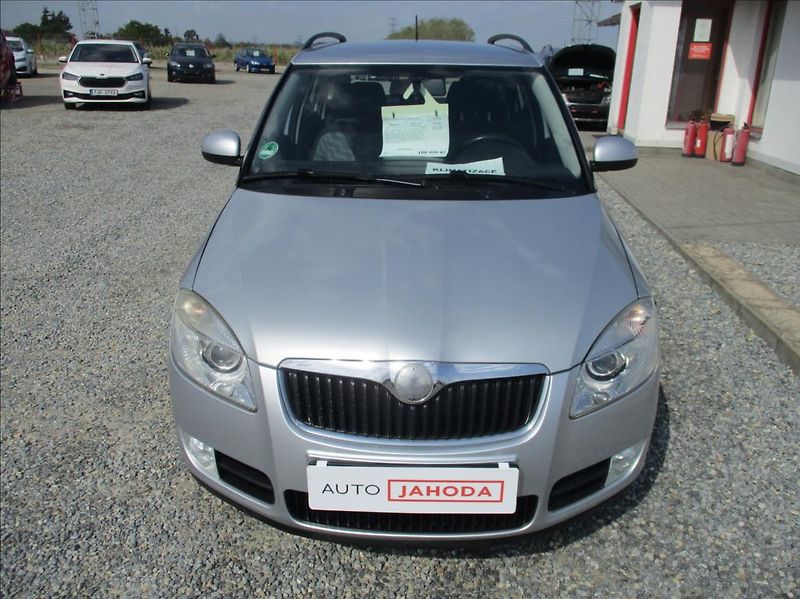 Škoda Fabia 1,4 i 16v, aut. klimatizace, - fotka 2 z 31
