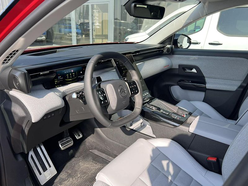 Citroën C5 Aircross (2026) MAX Plug-in Hybrid 225k  - fotka 18 z 25