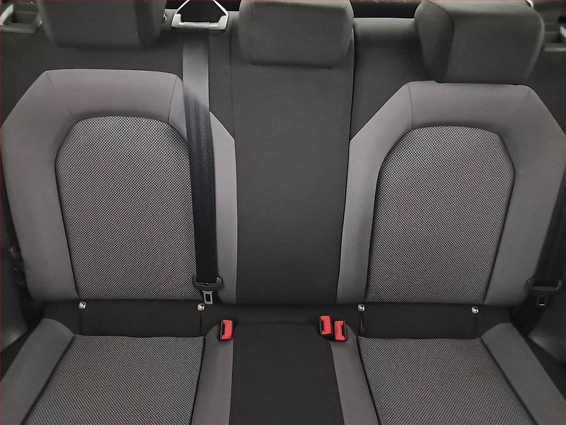 Seat Arona (2019) 1.0 TGI, Tempomat - fotka 10 z 17