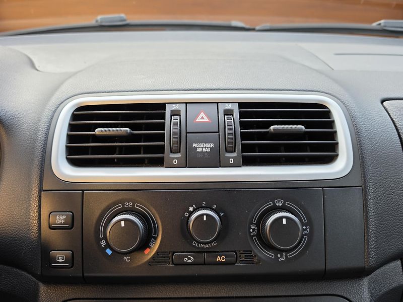 Škoda Fabia II 1.4i 16V AMBIENTE*2x SADA* - fotka 18 z 55