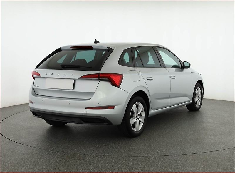 Škoda Scala (2020) 1.0 TSI, Tempomat - fotka 5 z 15