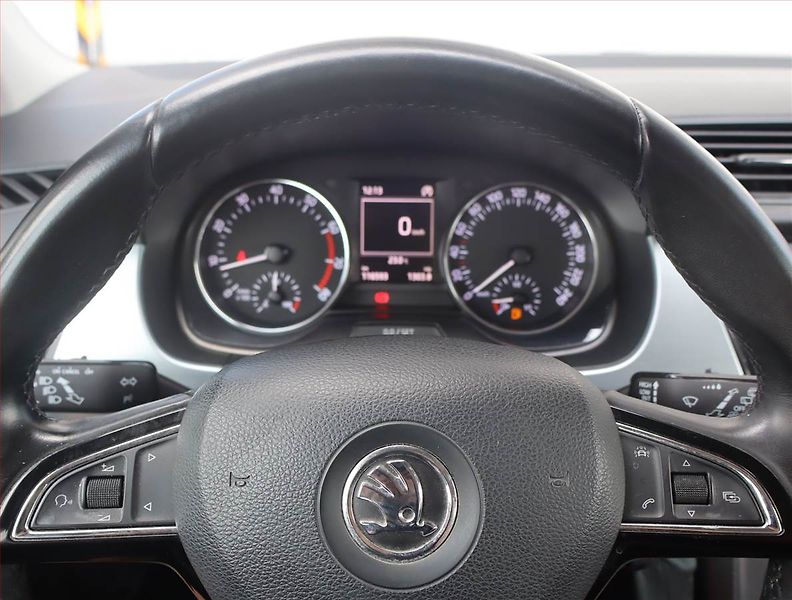 Škoda Fabia (2015) 1.2 TSI - fotka 16 z 16