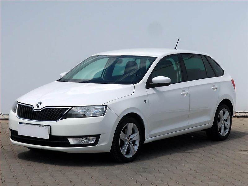 Škoda Rapid (2014) Spaceback 1.6 TDI, Serv.kniha - fotka 2 z 16