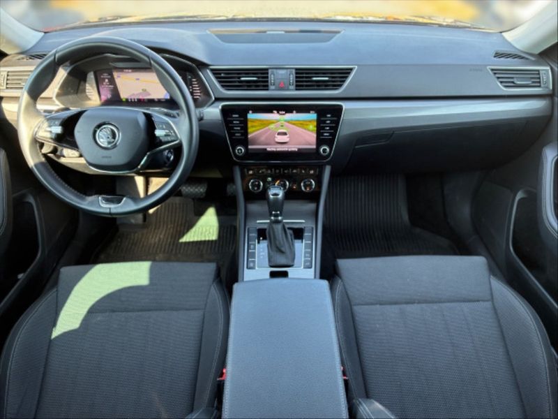 Škoda Superb 2,0 TDI 147 4x4 Style Aut - fotka 7 z 10