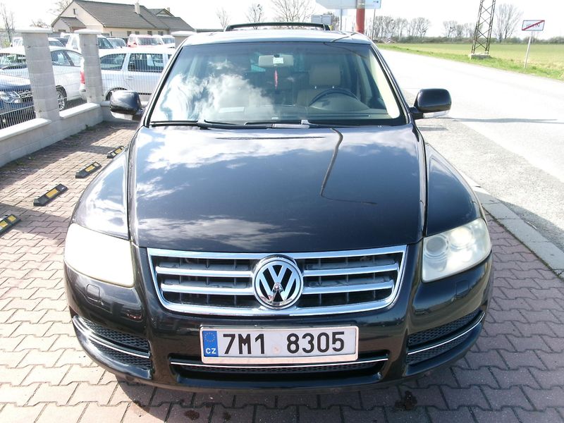 Volkswagen Touareg (2004) 2,5TDI DSG AC TEMP ALU  - fotka 5 z 24