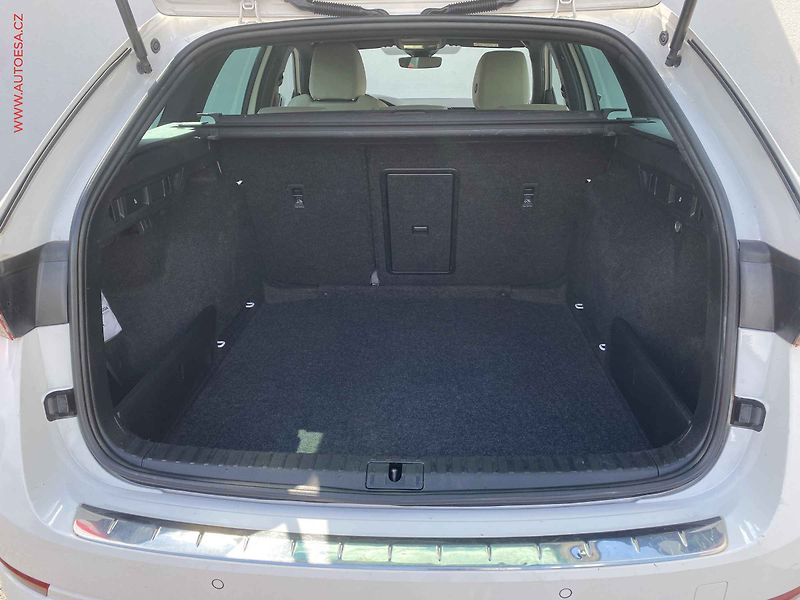 Škoda Octavia (2022) 2.0 TDi, ČR, Style, LED, navi - fotka 7 z 20