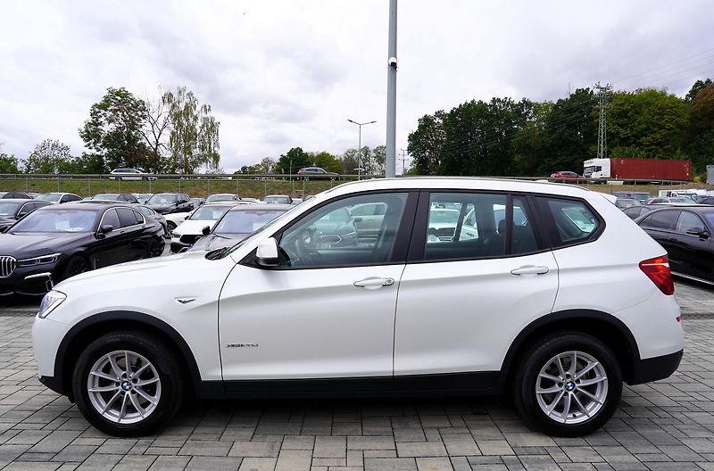 BMW X3 2.0d xDrive/manuál/navi/ČR - fotka 3 z 38