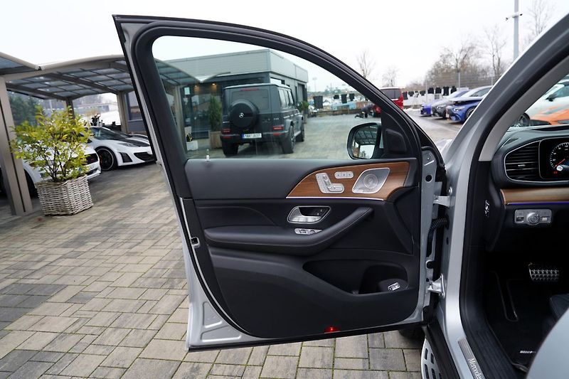 Mercedes-Benz GLS 400d 4Matic/AMG/ČR - fotka 17 z 51