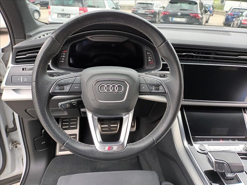Audi Q7 3,0 55 TFSI S-LINE 250 kW,ČR, - fotka 12 z 42
