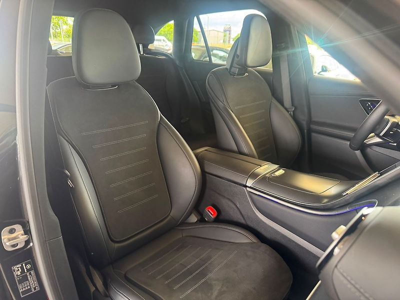 Mercedes-Benz GLC 220d 4MATIC - fotka 20 z 20