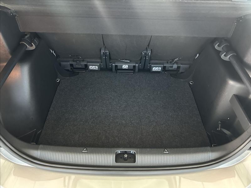 Škoda Yeti 1,2   TSI 81kW,SERVISKA - fotka 20 z 21