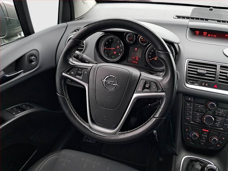 Opel Meriva (2014) Cosmo 1.4 Turbo, ČR,1.maj - fotka 15 z 16