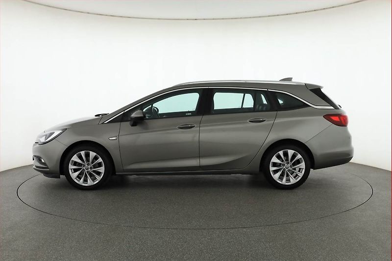 Opel Astra (2017) 1.4 T, Navi, Tempomat - fotka 3 z 17