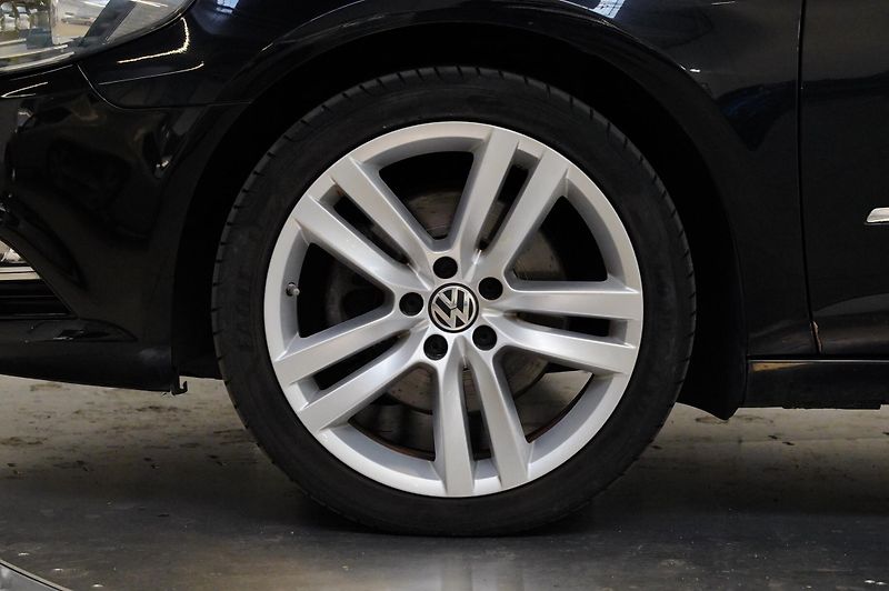 Volkswagen CC - fotka 13 z 31