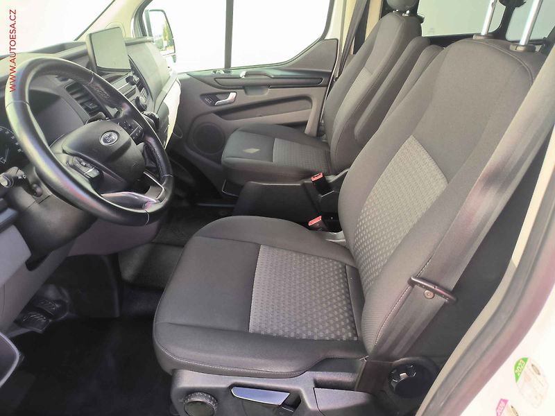Ford Transit Custom (2020) 2.0TDCi L2H1 5míst, Trend - fotka 9 z 24