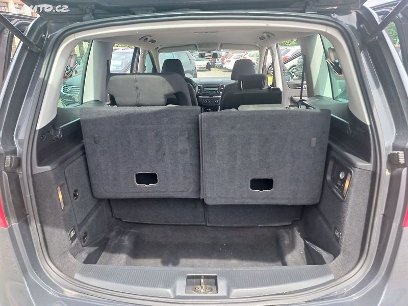Volkswagen Sharan (2010) 1.4 TSI, tažné - fotka 26 z 31