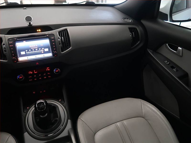Kia Sportage (2014) 1.7 CRDi, Serv.kniha, Navi - fotka 8 z 18