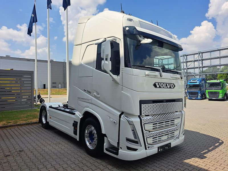 Volvo FH (2023) 500XL - plná výbava - fotka 3 z 10