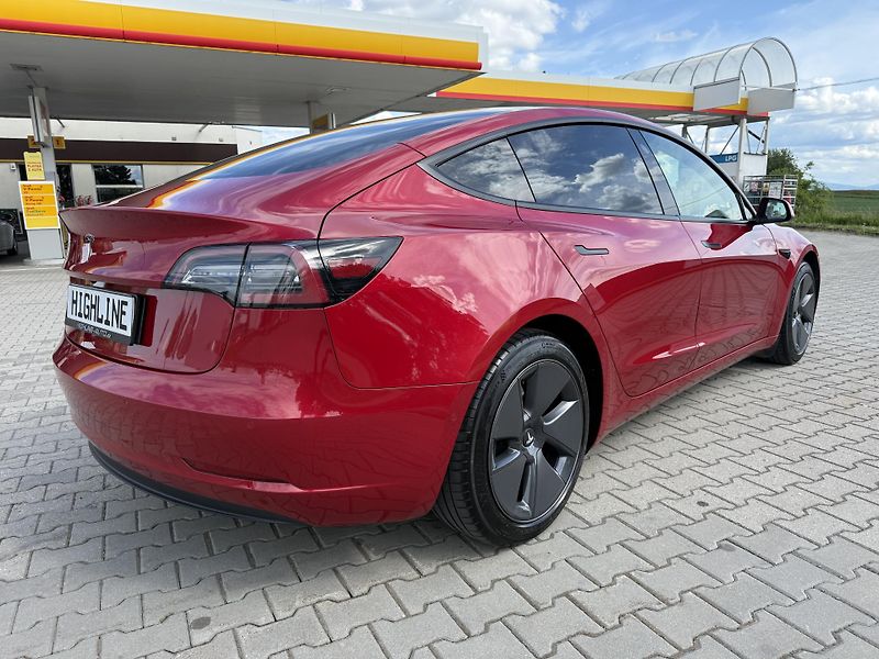 Tesla Model 3 STANDARD PLUS - fotka 4 z 18