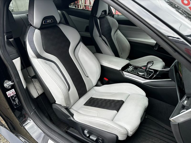 BMW M4 3,0 375kW-COMPETITION - fotka 13 z 46
