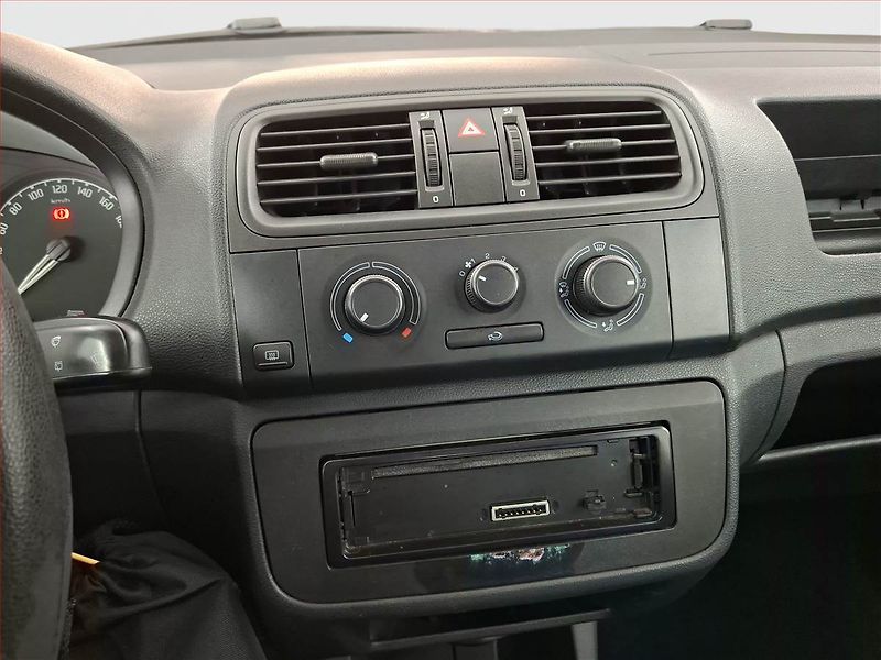 Škoda Fabia (2007) 1.2, po STK, dobrý stav - fotka 12 z 13