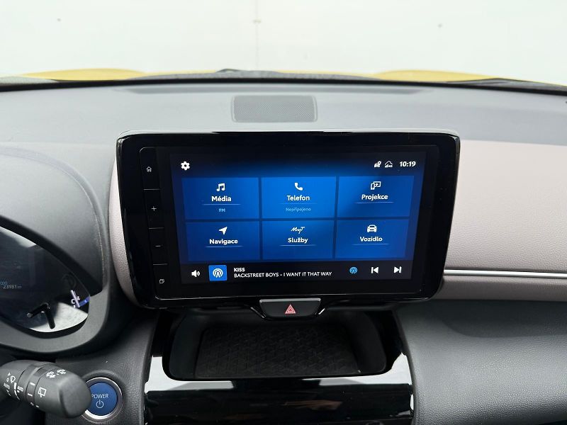 Toyota Yaris Cross 1.5 HSD e-CVT Executive FWD - fotka 19 z 27