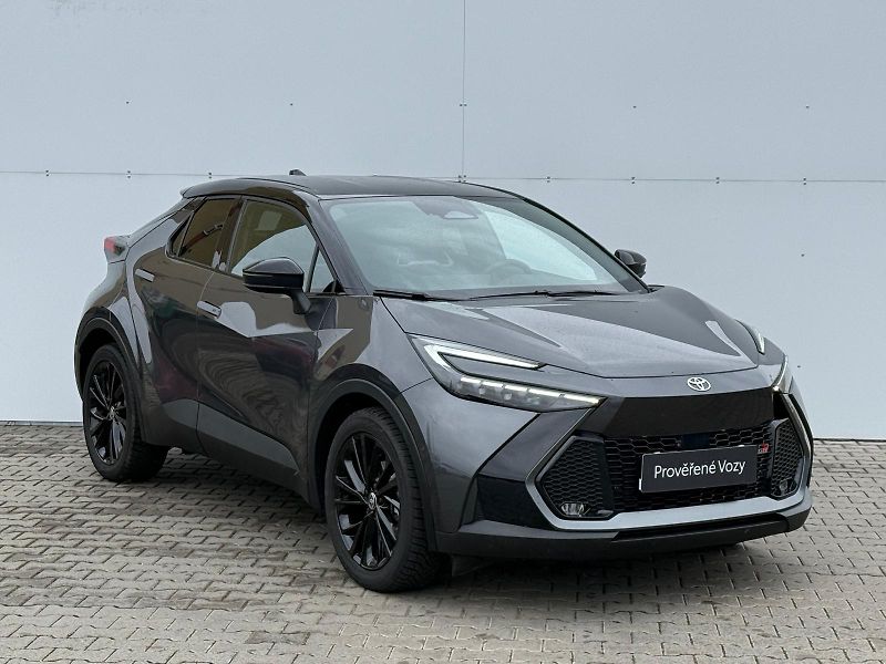 Toyota C-HR 2,0 HEV e-CVT GR Sport - fotka 6 z 30
