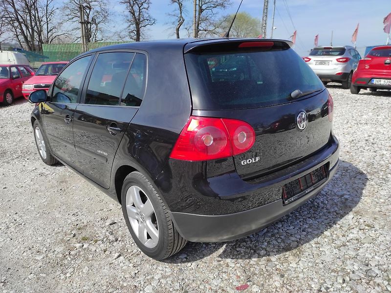 Volkswagen Golf V,  UNITED, VELICE PĚKNÝ - fotka 4 z 22