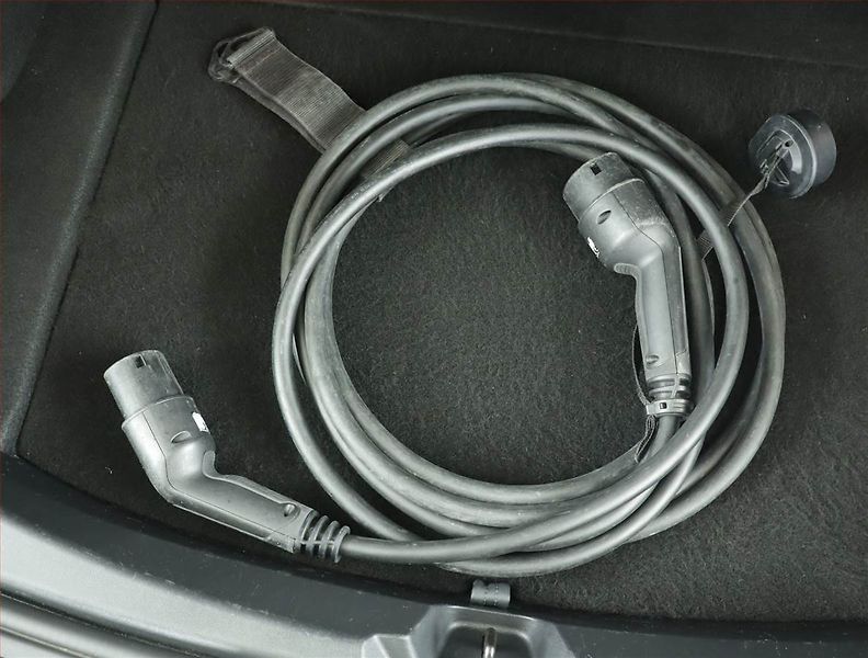 Tesla Model 3 (2022) Long Range 4WD 79kWh, SoH 91% - fotka 21 z 21
