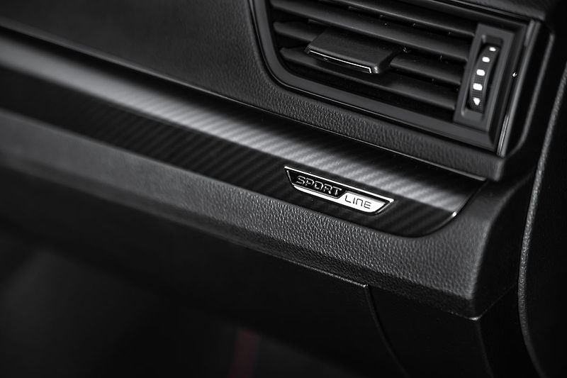 Škoda Superb Sportline - fotka 21 z 25