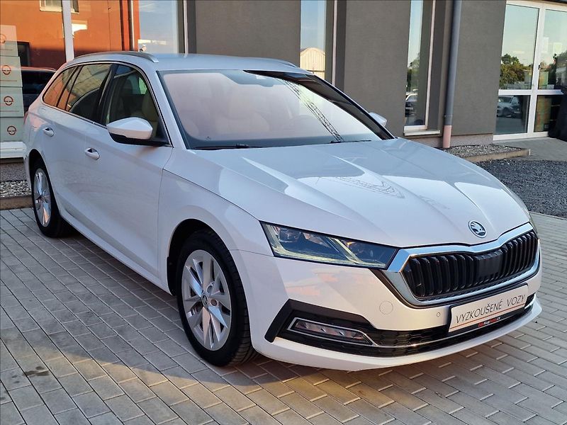 Škoda Octavia 2.0 TDI DSG Style,ČR,1.Maj - fotka 3 z 50
