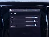 Volvo V60 T8 AWD ULTRA DARK // 335 kW - náhled 47