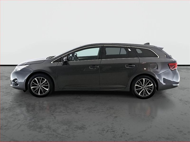 Toyota Avensis (2016) 2.0 D-4D, Navi, Tempomat - fotka 3 z 20
