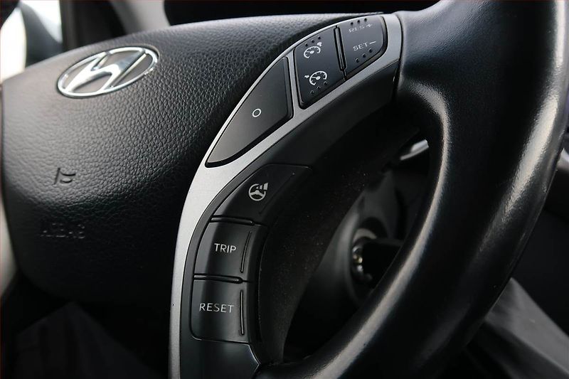 Hyundai i30 (2016) 1.6 MPI, Tempomat - fotka 17 z 17
