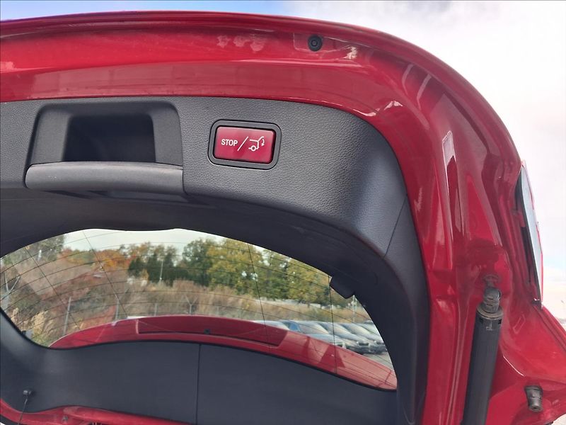 Mercedes-Benz GLA 2,1 automat, nová STK , TZ - fotka 14 z 16