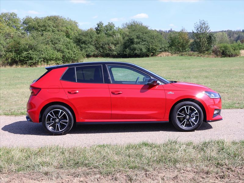 Škoda Fabia 1,0 TSI 85kW CZ Monte Carlo - fotka 8 z 31