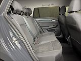 Volkswagen Golf 2,0 TDi  DSG Style LED Assist - náhled 14