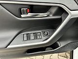Toyota RAV4 2.5 Plug-in 185 Selection - náhled 16