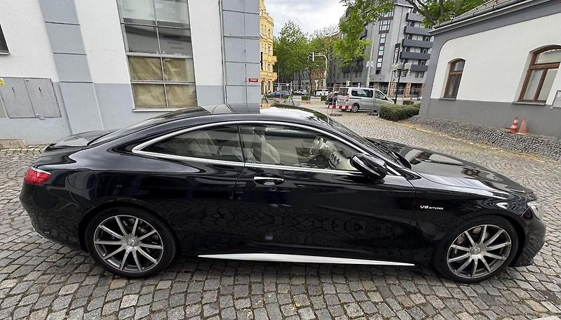 Mercedes-Benz Třídy S (2015) 63 AMG 4MATIC TOP VÝBAVA - fotka 4 z 6