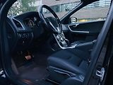 Volvo XC60 2.0D 5VÁLEC AUT TAŽNÉ VÝHŘEV - náhled 28