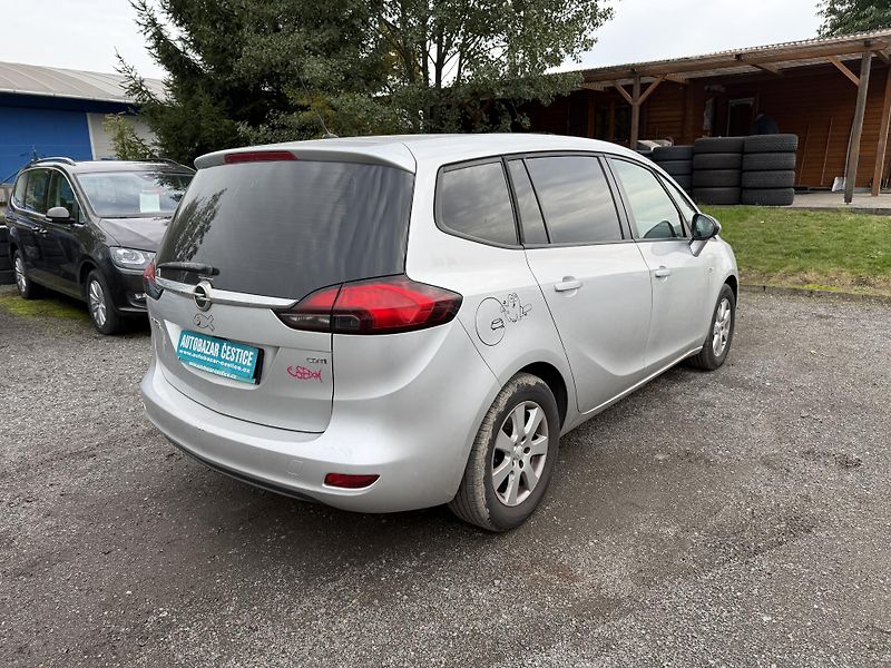 Opel Zafira 2.0 CDTi 7 MIST - fotka 6 z 23