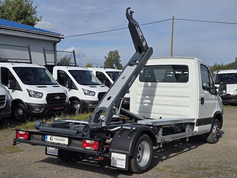 Iveco Daily (2012) Hákový nosič - fotka 4 z 13