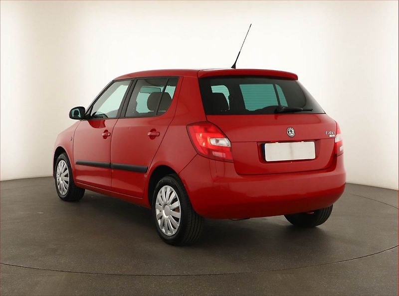 Škoda Fabia (2010) 1.2 TSI, Serv.kniha - fotka 4 z 11