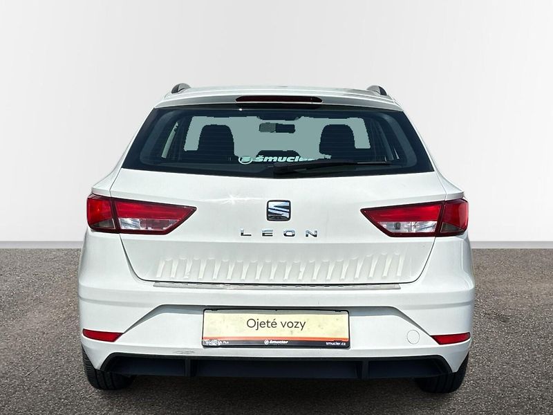 Seat Leon Reference - fotka 17 z 24