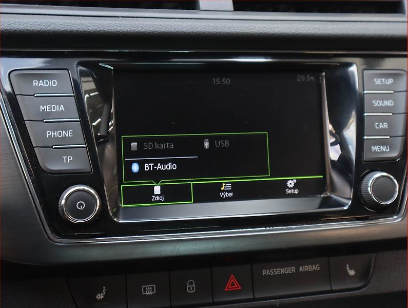 Škoda Fabia (2015) Style 1.2 TSI, Serv.kniha - fotka 16 z 19