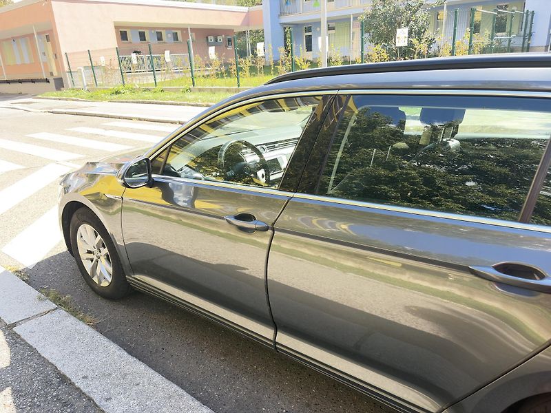 Volkswagen Passat Variant (2017) Velmi hezký stav, krásně jezdí - fotka 17 z 20