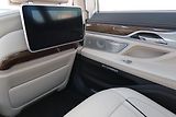 BMW Řada 7 750Li xDrive - náhled 13
