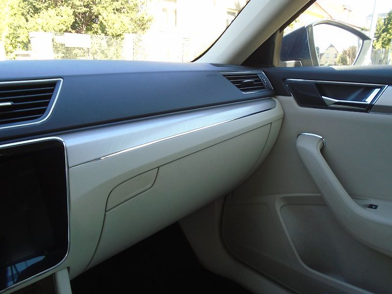 Škoda Superb (2019) 2.0 TDi, ČR - fotka 22 z 26